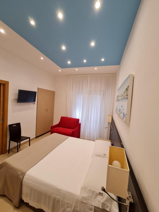 Il Vascello Hotell Porto Cesareo Exteriör bild