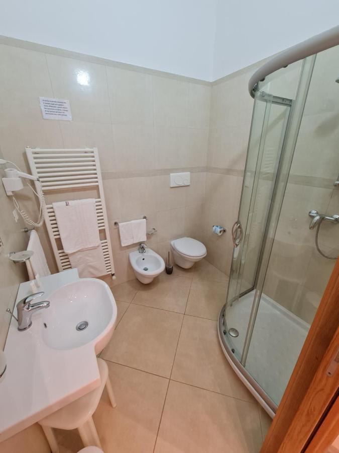 Il Vascello Hotell Porto Cesareo Exteriör bild