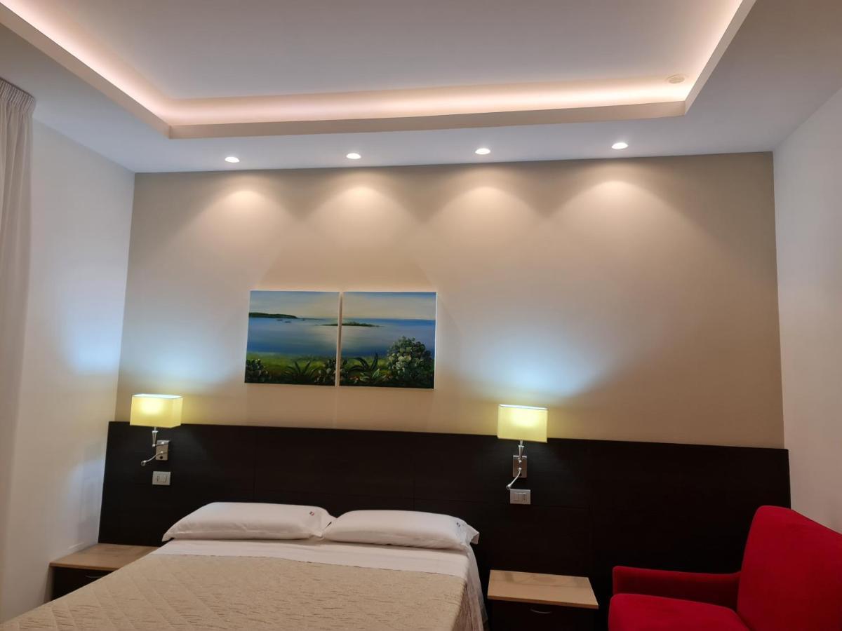 Il Vascello Hotell Porto Cesareo Exteriör bild