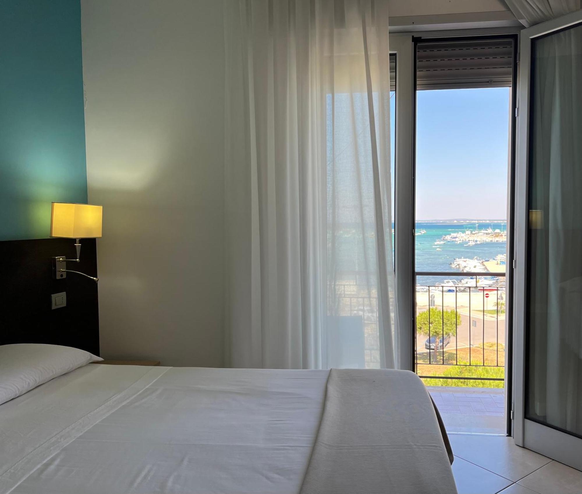Il Vascello Hotell Porto Cesareo Exteriör bild