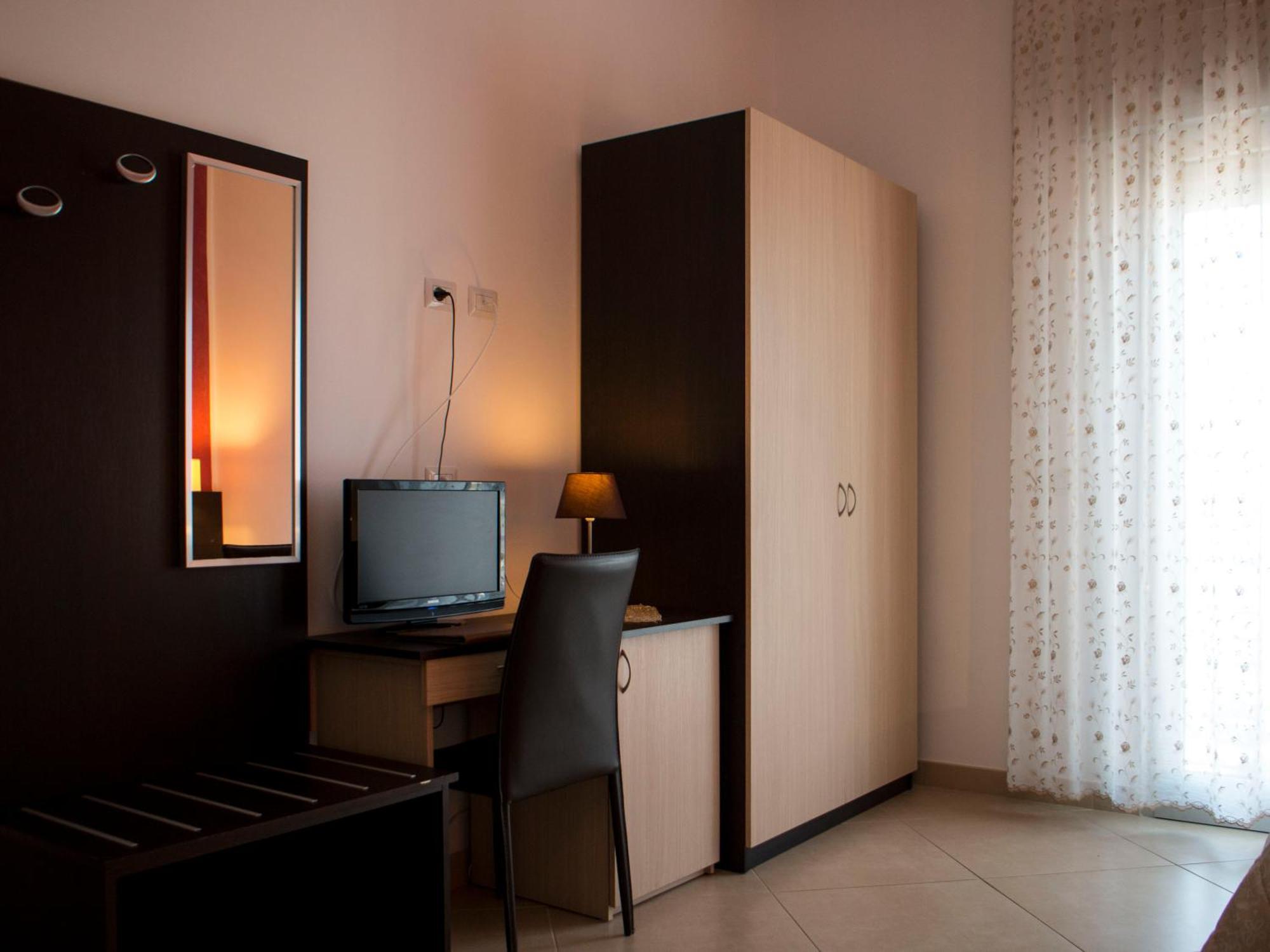 Il Vascello Hotell Porto Cesareo Exteriör bild